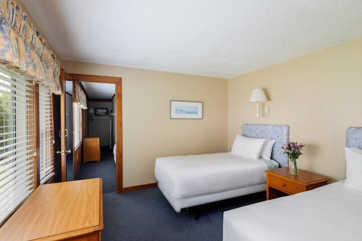 Green Harbor Resort