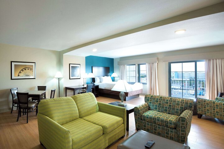 Room 15 of 41