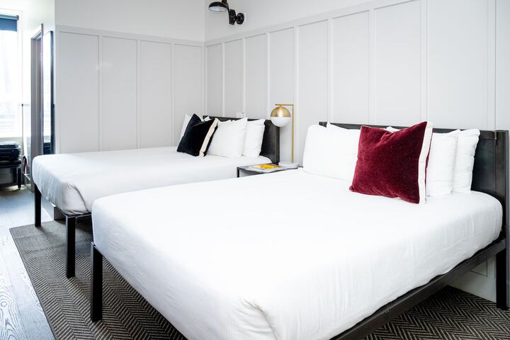 Room 49 of 54