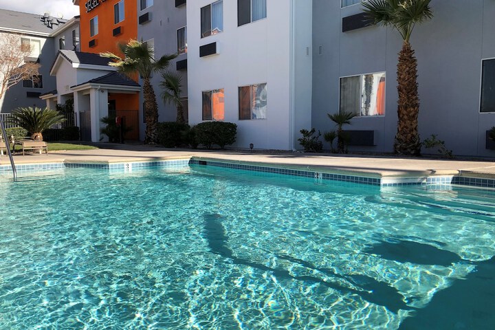Pool 3 of 26