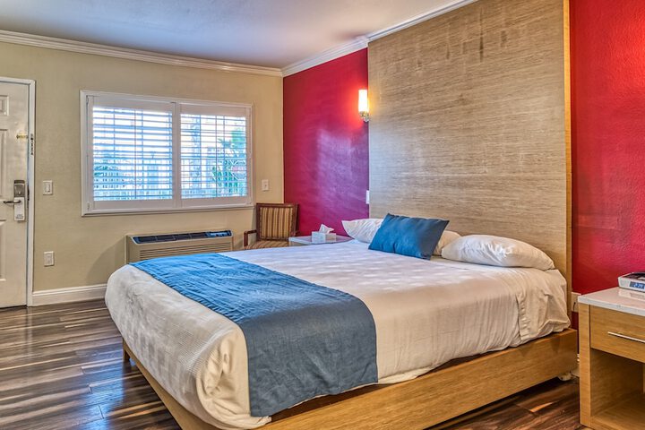 Room 18 of 55