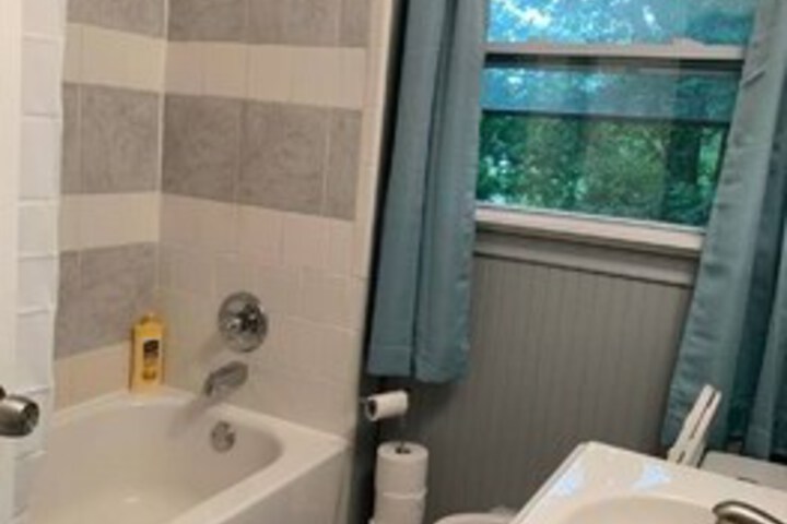 Pontiac Guest House