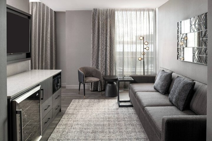 Room 40 of 89
