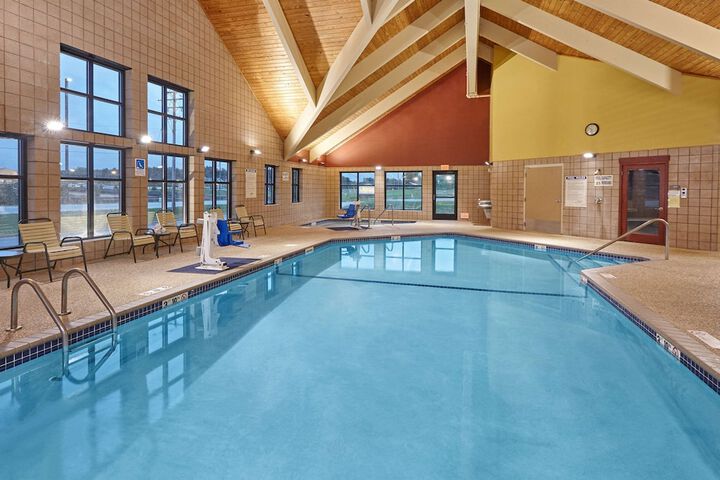 Pool 6 of 32