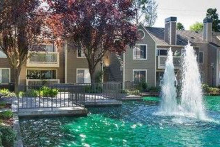 Global Luxury Suites in The Heart of San Ramon
