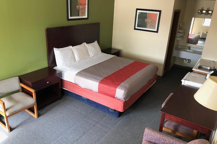 Salt Creek Inn
