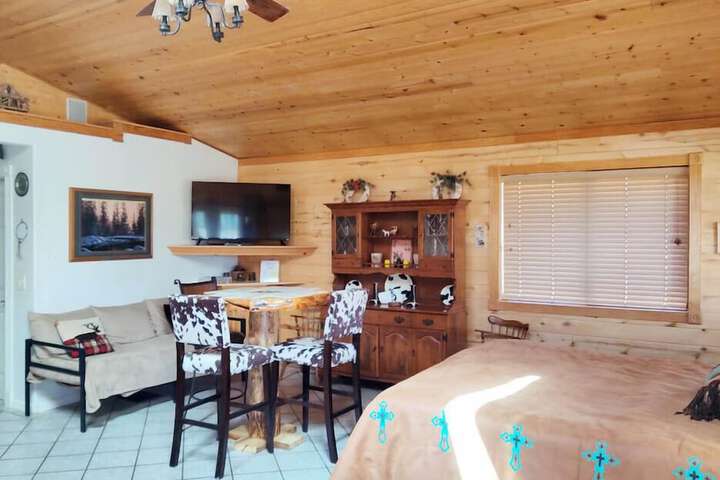 Elktrace Bed & Breakfast