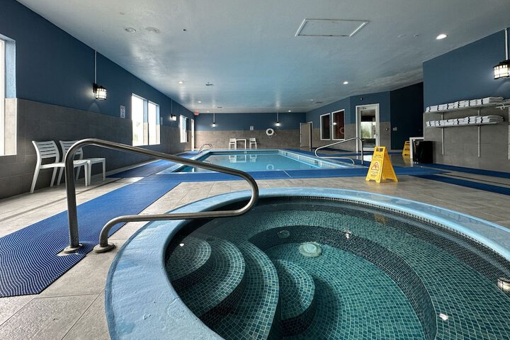 BayVue Hotel Resort and Suites