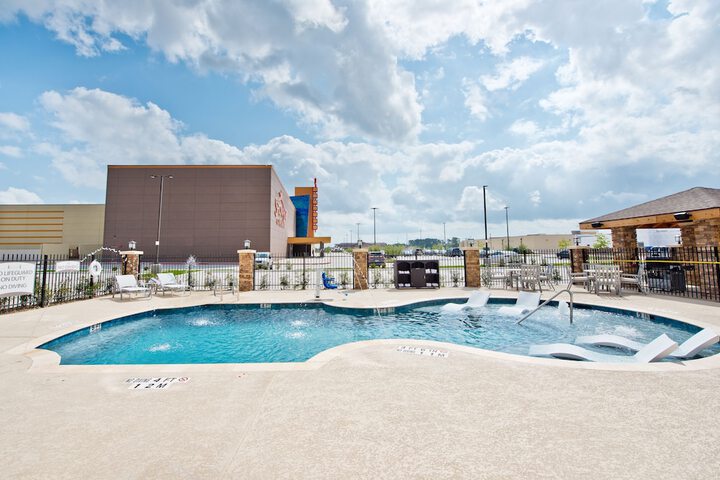 Staybridge Suites Houston - Humble Beltway 8 E by IHG