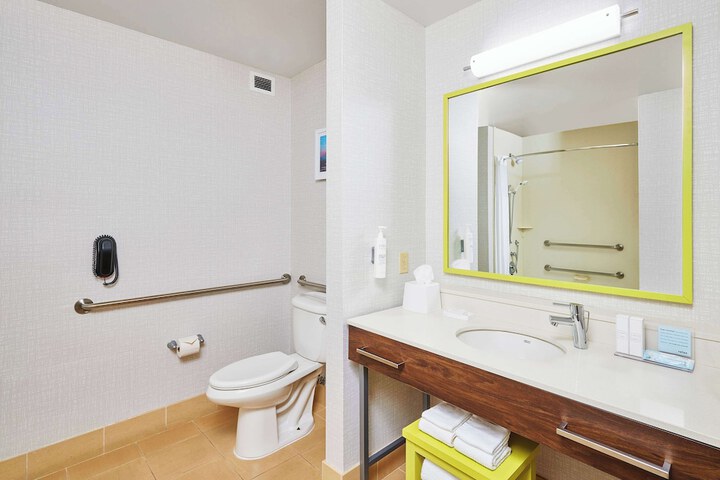Hampton Inn & Suites Ridgecrest