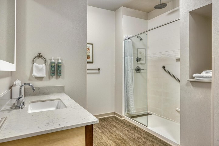 Best Western Bandera Suites & Saloon