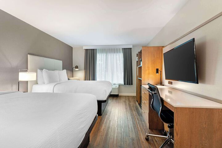 Room 28 of 51