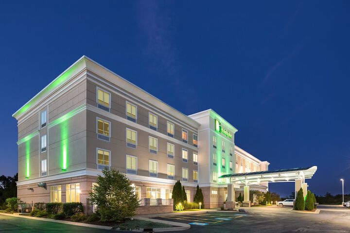 Hotel 4 of 49