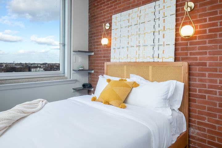 Room 21 of 42
