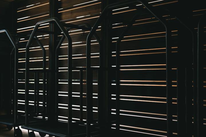 Stonebreaker Hotel