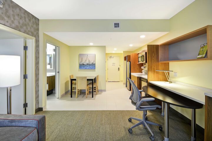 Room 20 of 39