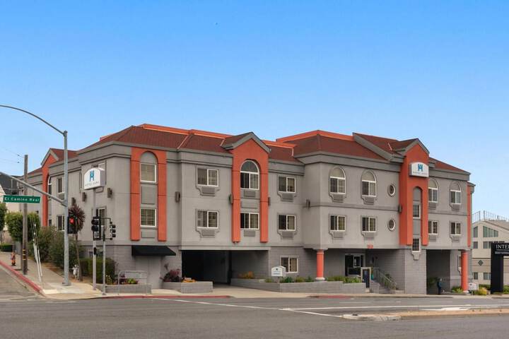 Hotel Aura SFO