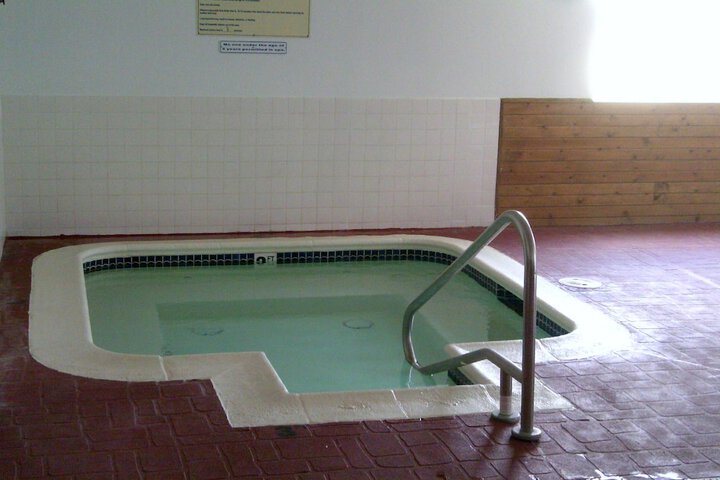 Pool 14 of 35