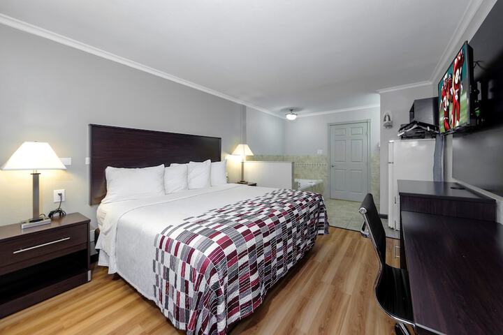 Room 16 of 49