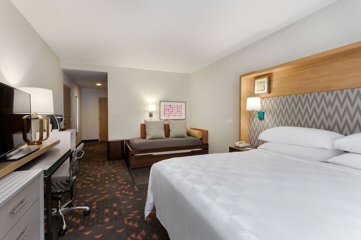 Room 20 of 39