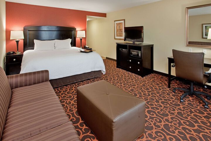 Hampton Inn & Suites Dickinson
