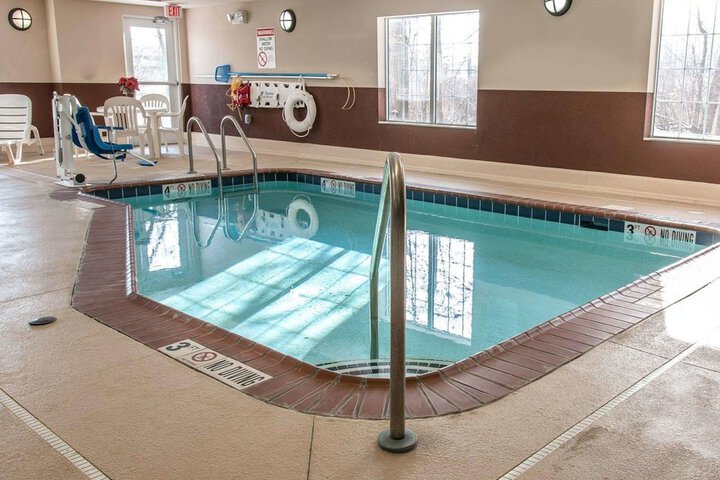 Pool 3 of 16