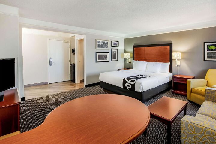 Room 22 of 30