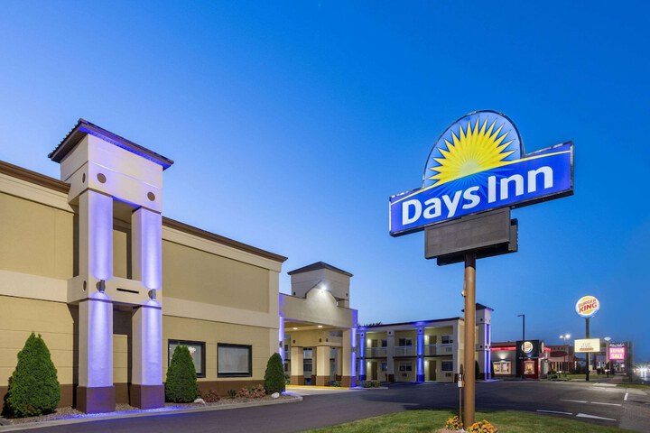 Days Inn by Wyndham Tonawanda / Buffalo