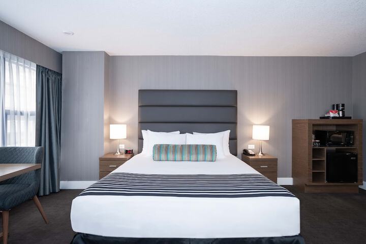 Room 14 of 48