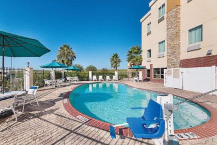 Best Western Mathis Inn Hotel