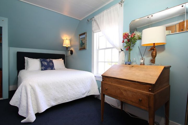 Seagull Inn