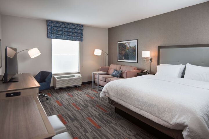 Room 20 of 38