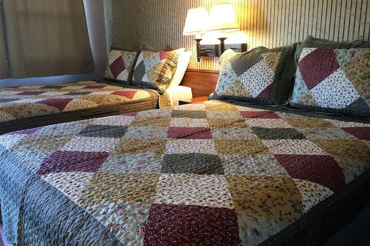 Room 10 of 15