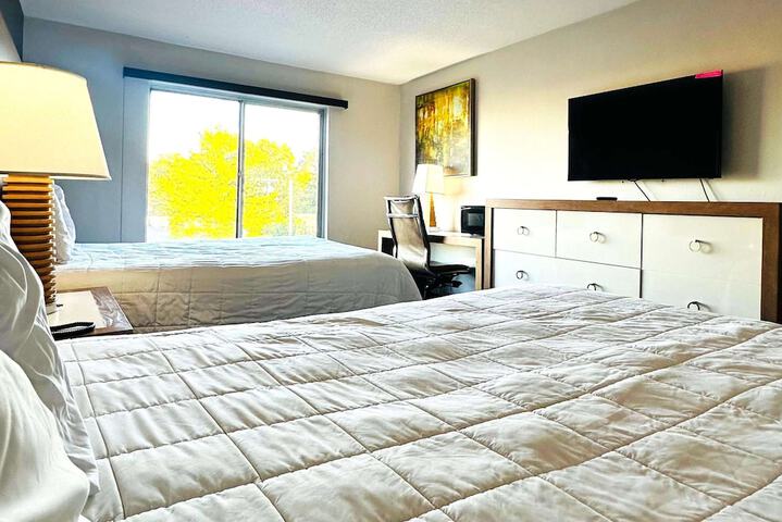 Room 104 of 111