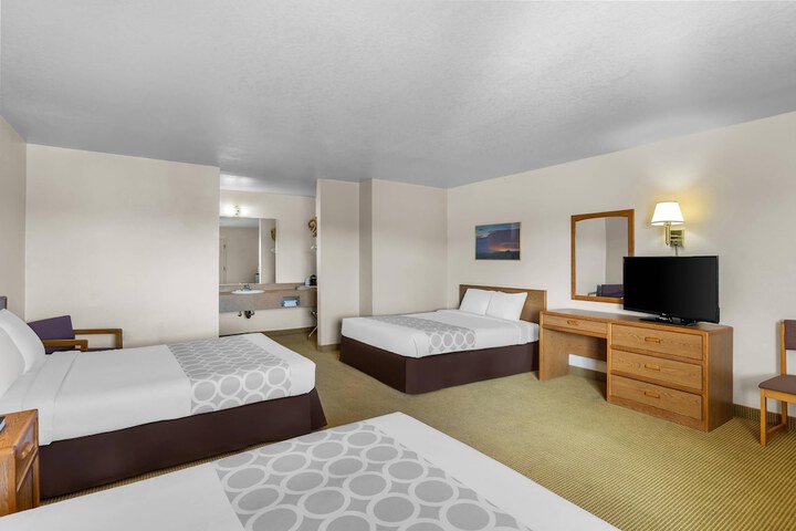 Rodeway Inn Copper Stay Benson AZ I-10 Exit 304