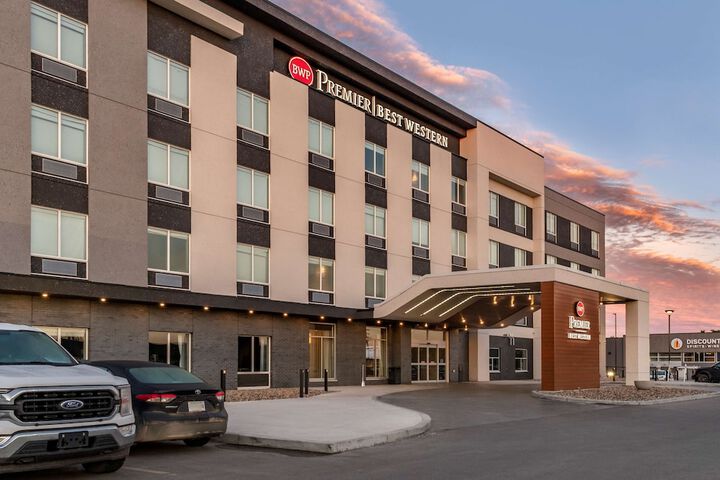 Hotel 2 of 44