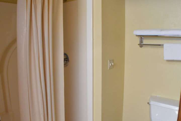 Room 27 of 56