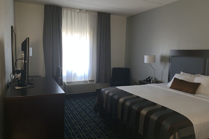 Room 16 of 25