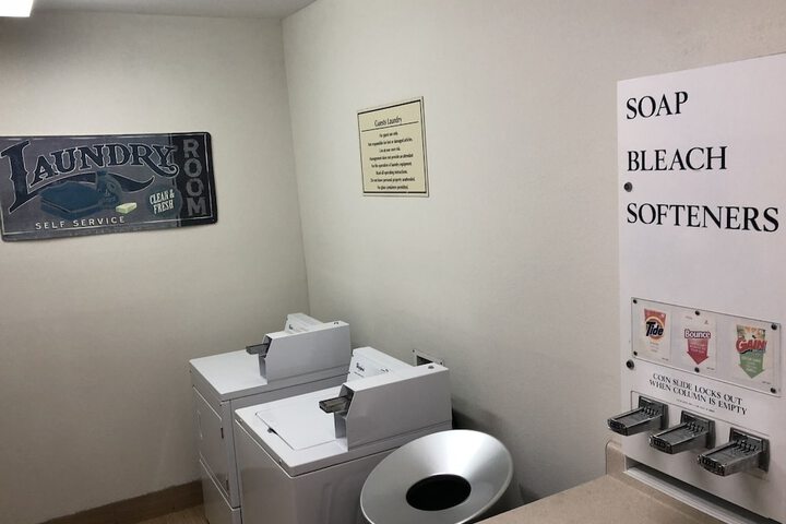 Room 84 of 128