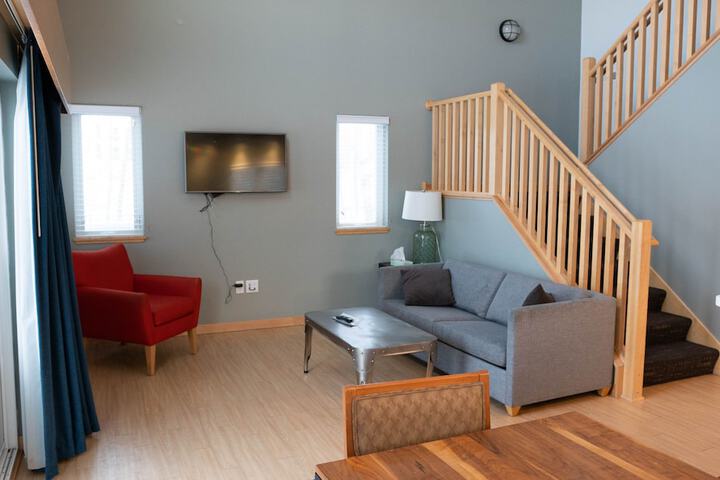 Room 15 of 28