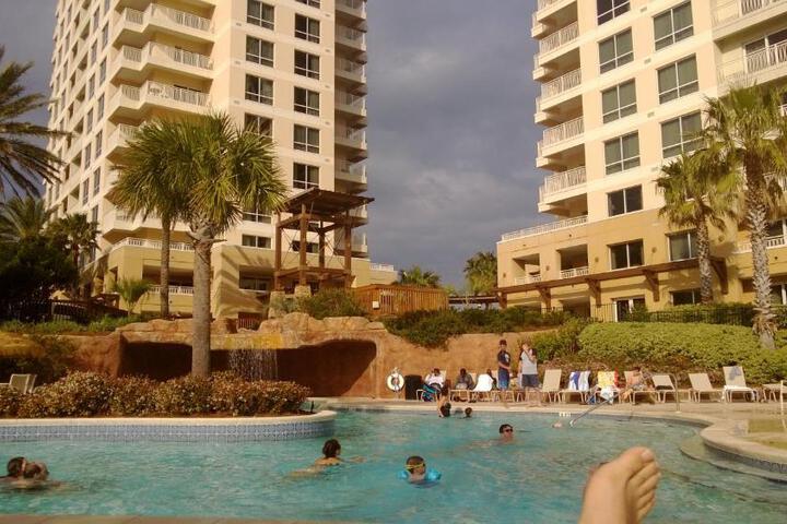 Sandestin Resort Luau by Tufan