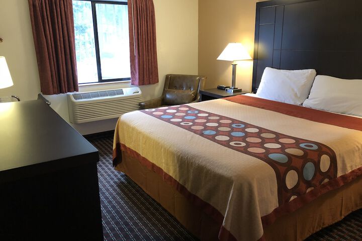 Room 20 of 32