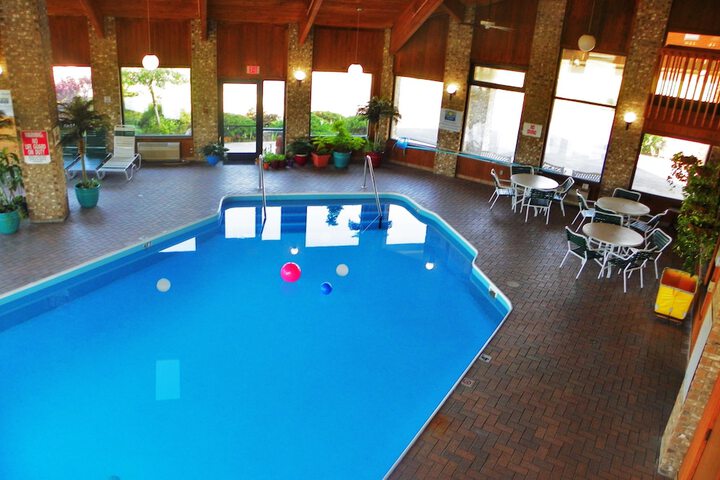Pool 6 of 24