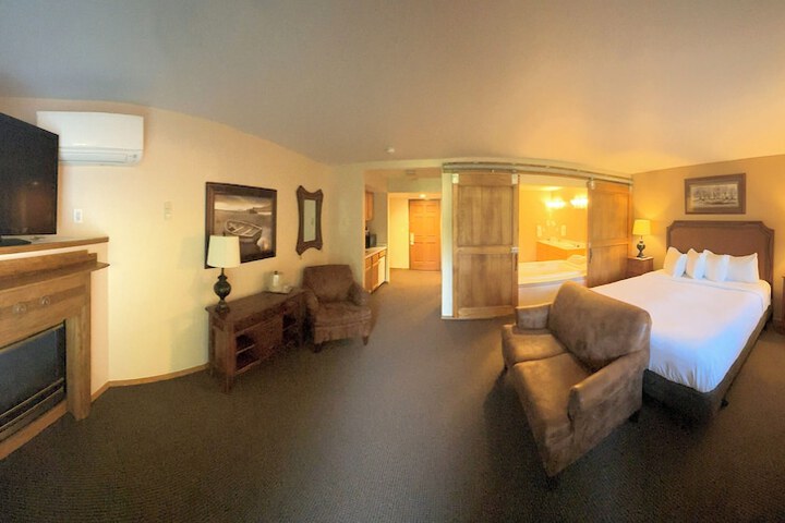 Room 33 of 73