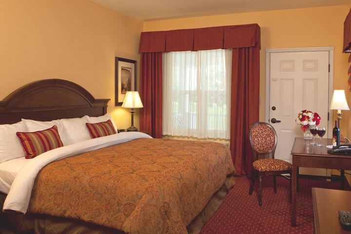 Room 14 of 33