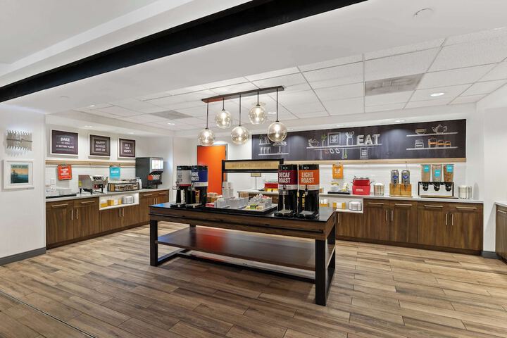 Hampton Inn & Suites Lake George