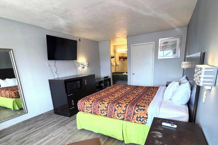 Regency Inn Three Rivers I-37