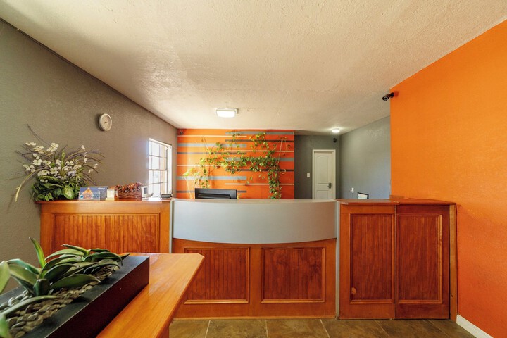 Woodfield Inn & Suites Hotel O Yoakum TX 111