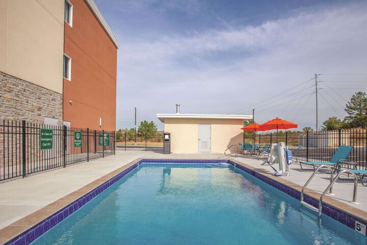 Pool 6 of 50