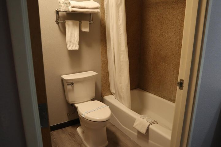 Room 29 of 47